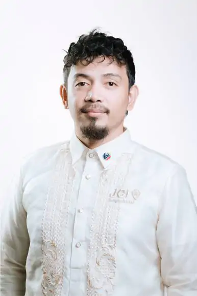Mark Geoggerson Tinio